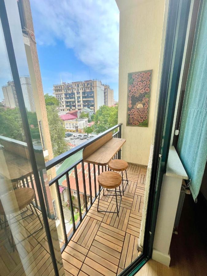 Hcg Art'Muse Apartment Batumi Bagian luar foto