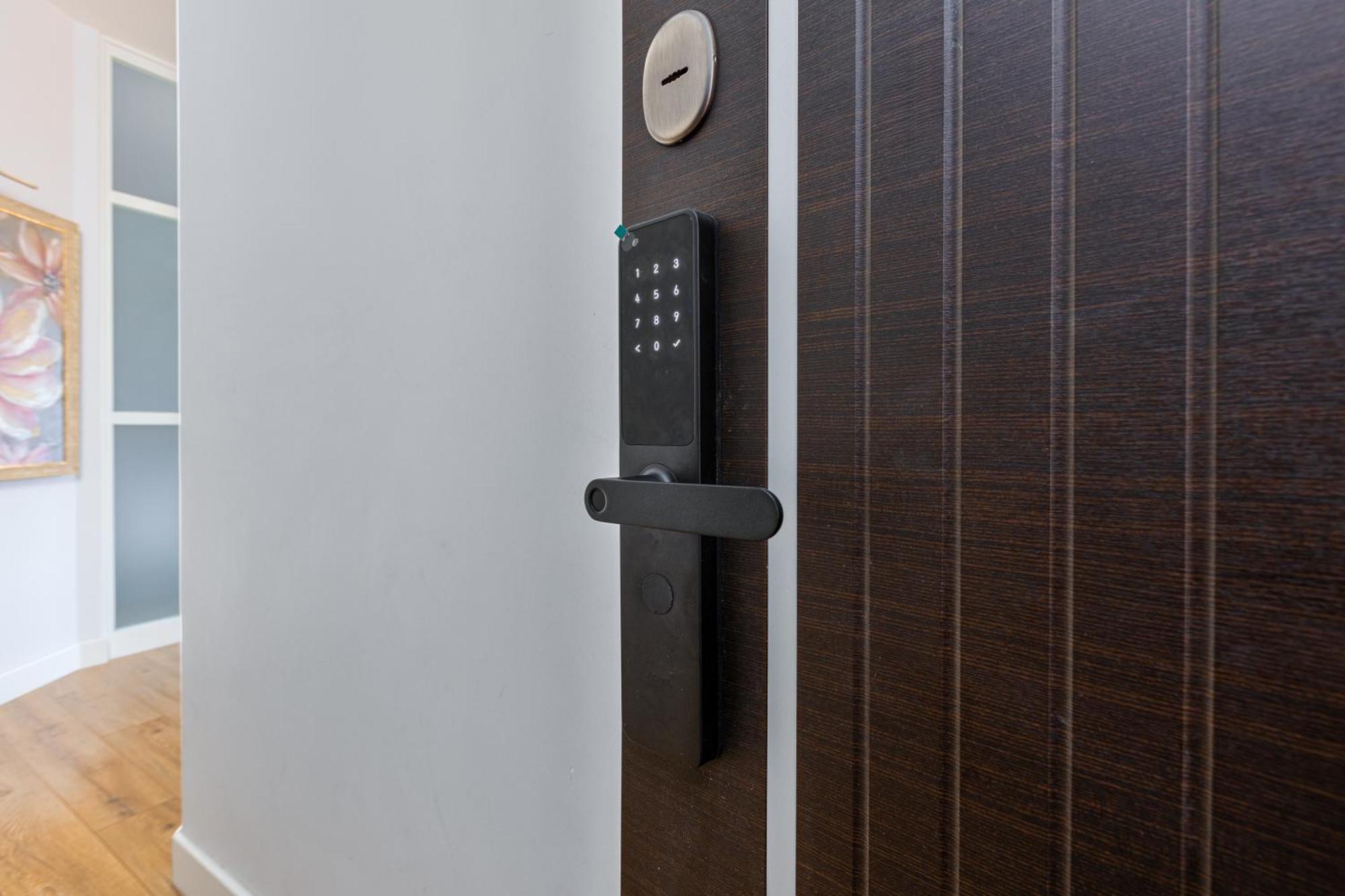 Hcg Art'Muse Apartment Batumi Bagian luar foto